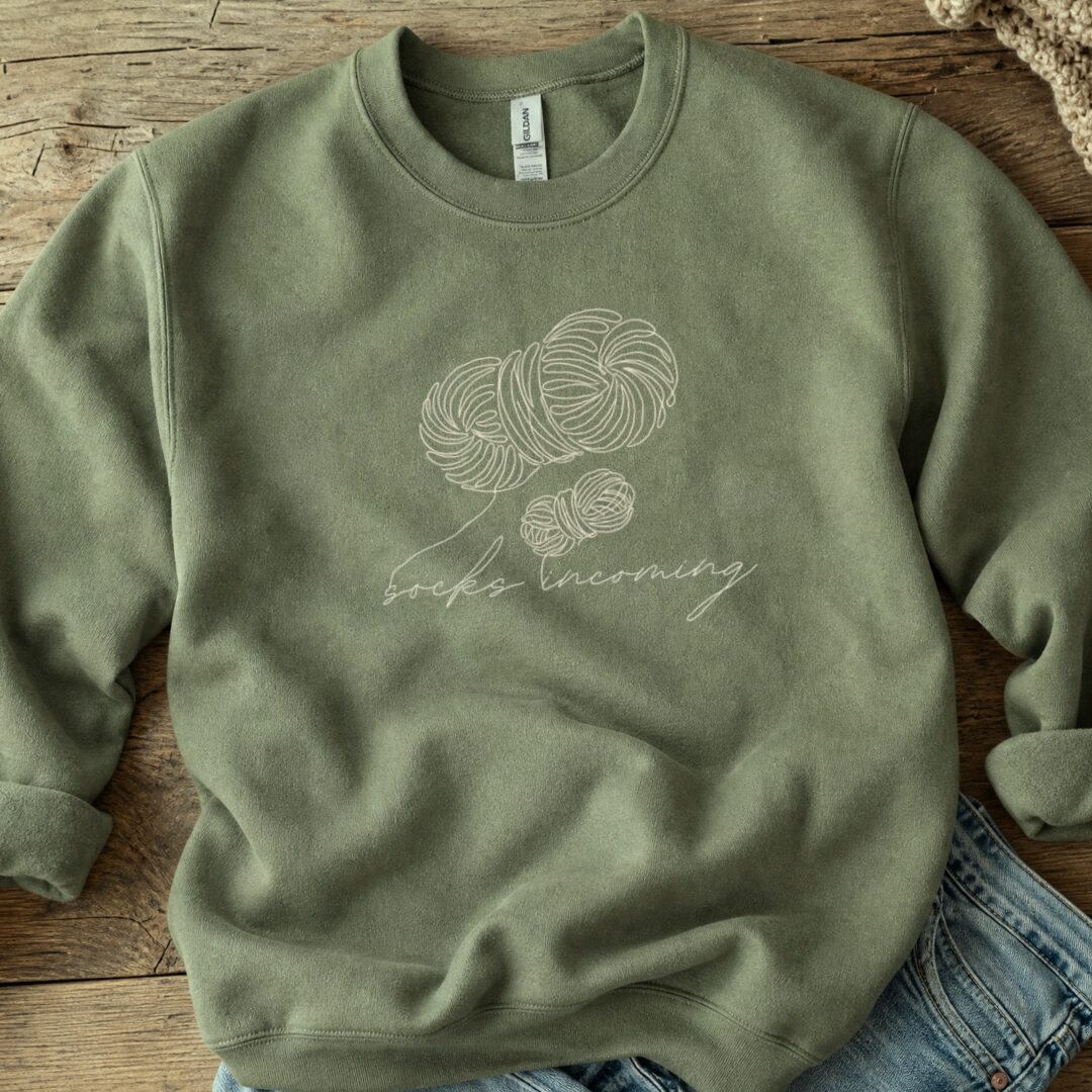 Socks Incoming Sweatshirt Military Green t-shirt