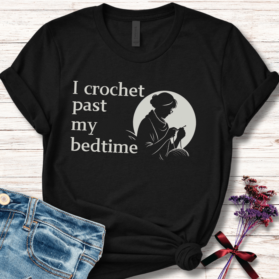 I crochet past my bedtime T-Shirt Black / S