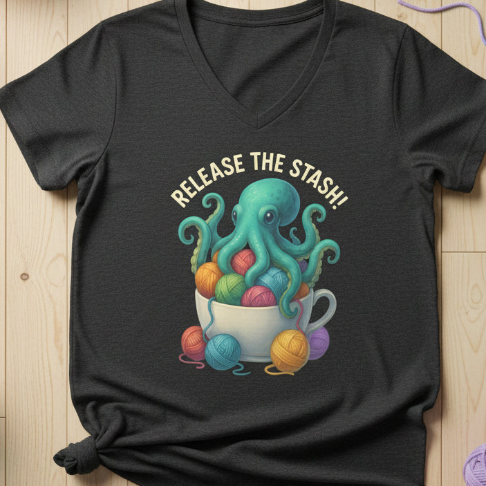 Release the Stash Kraken v-neck t-shirt Dark Grey Heather / S