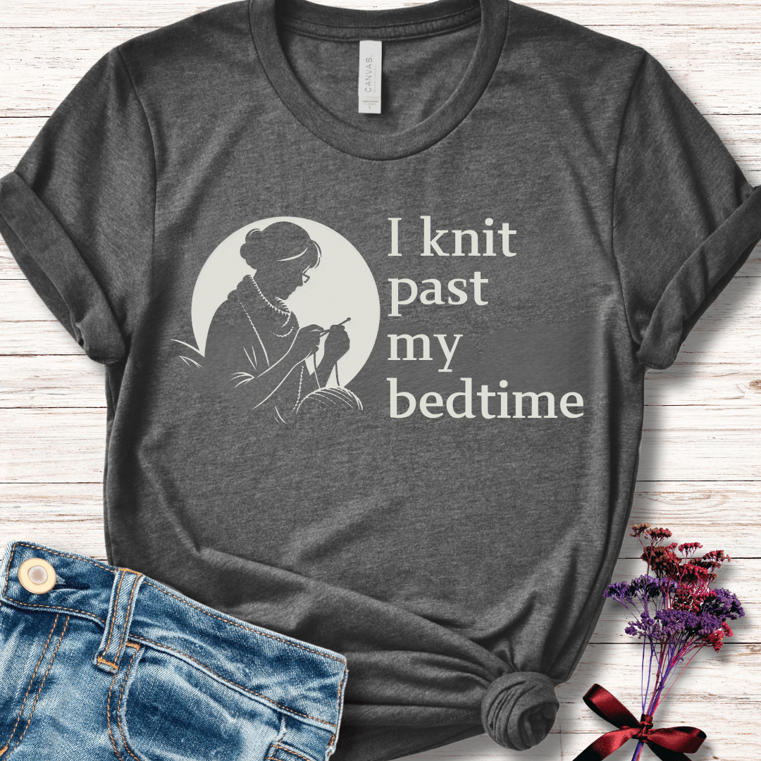 I knit past my bedtime T-Shirt Dark Grey / S