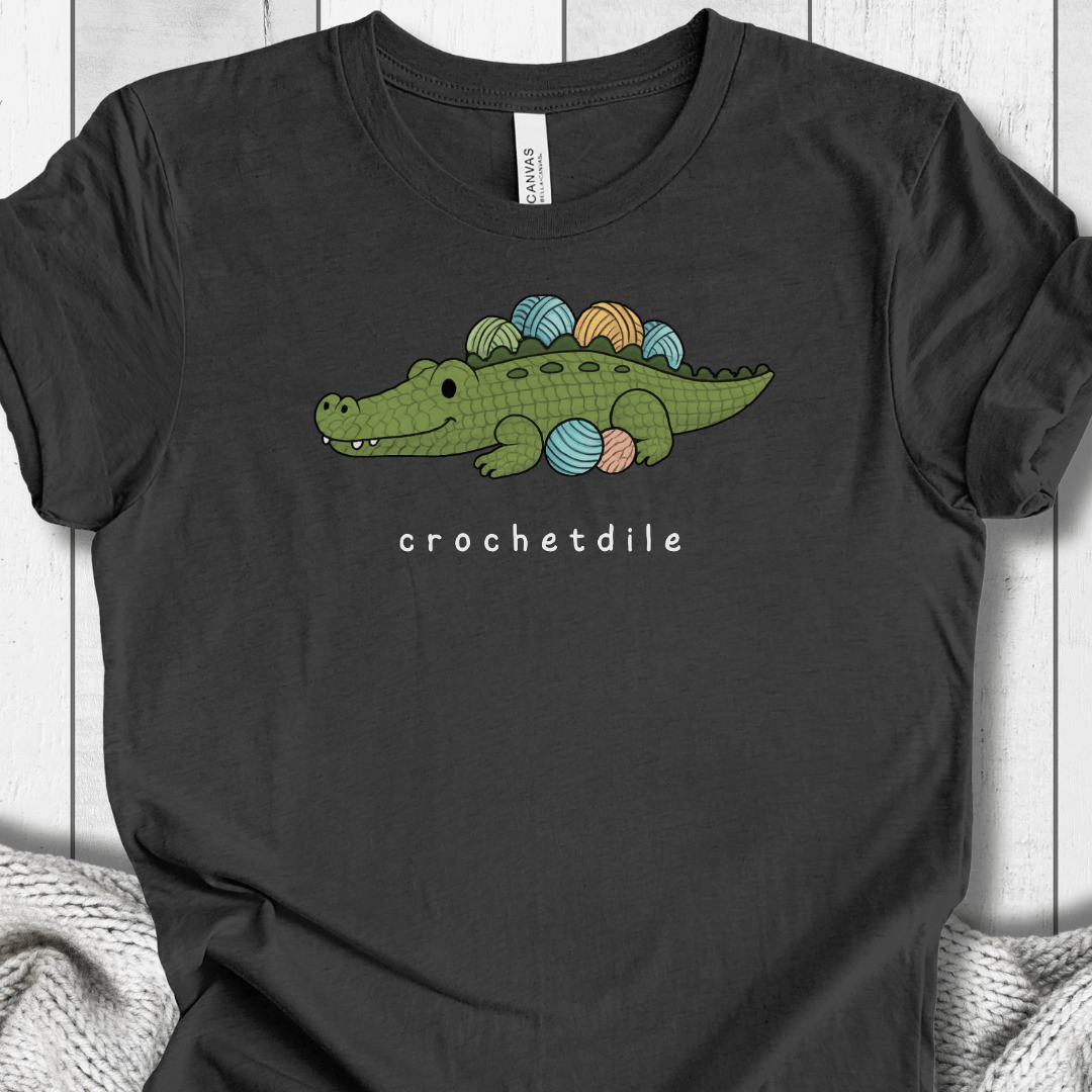 Crochetdile t-shirt Dark Grey / XS