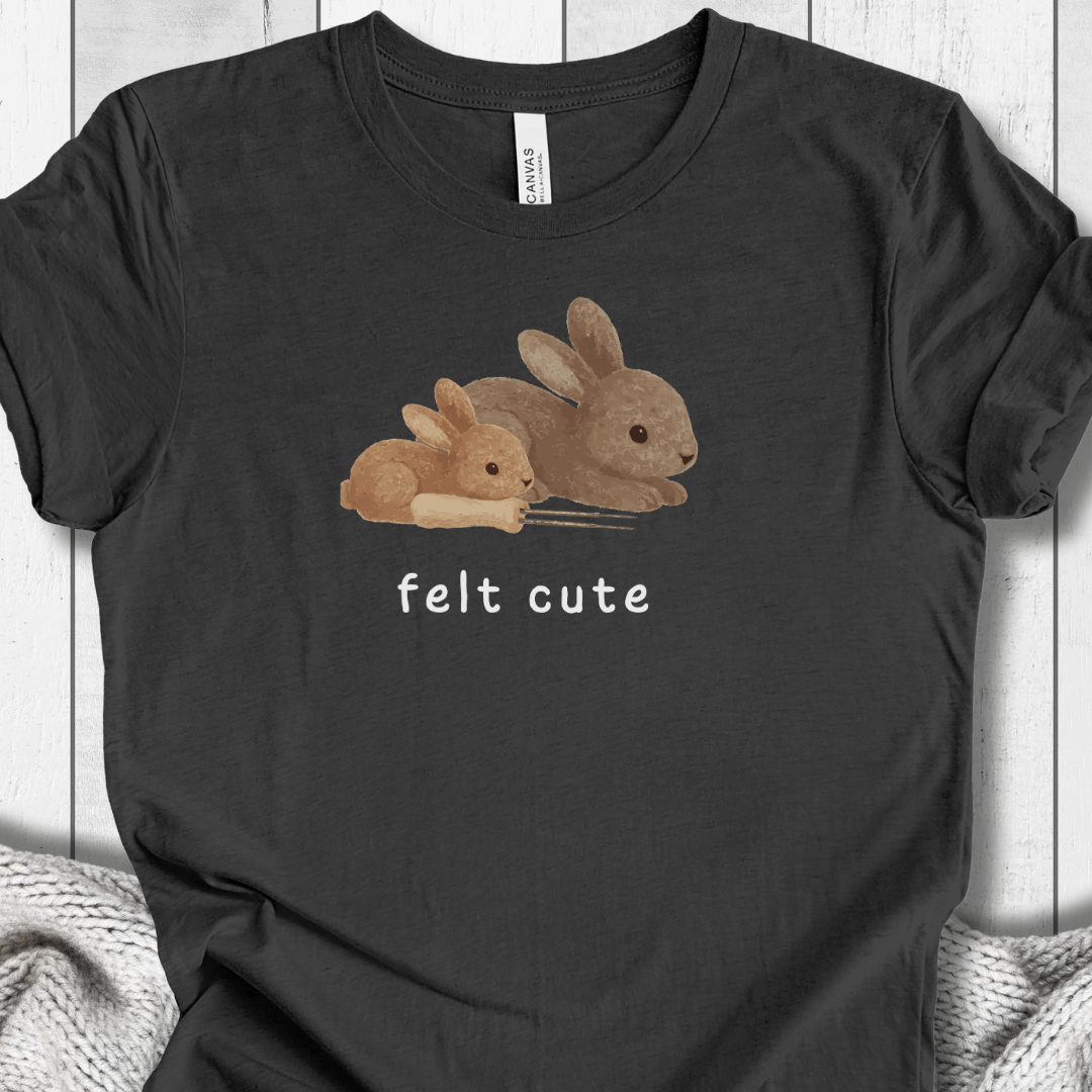 Felt Cute t-shirt Dark Grey / XS