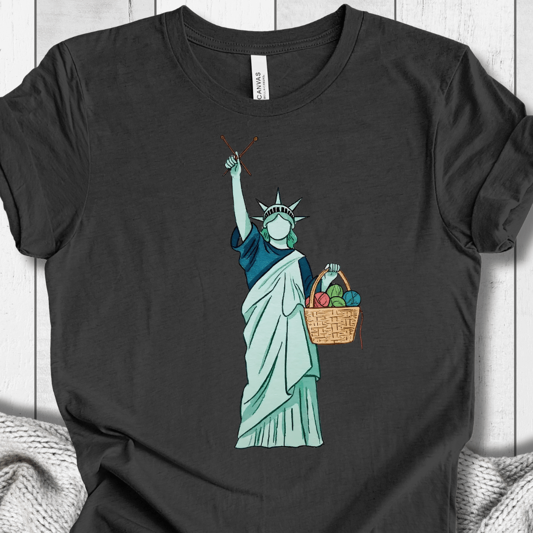 Statue of Liberty T-Shirt Dark Grey / XS