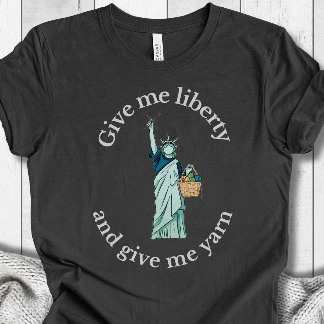 Statue of Liberty T-Shirt (With Text) Dark Grey / XS