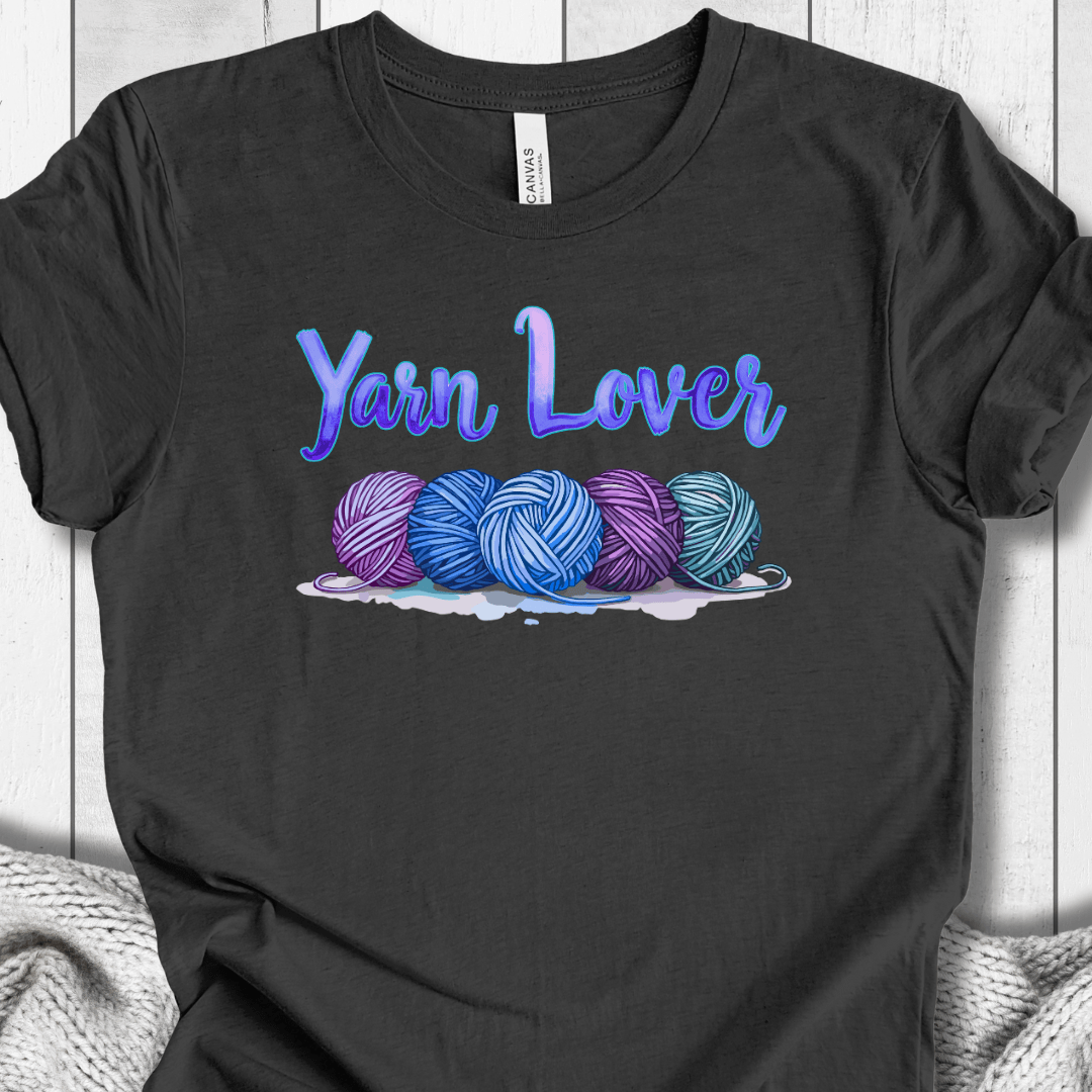 Yarn Lover (blues) T-Shirt Dark Grey / XS