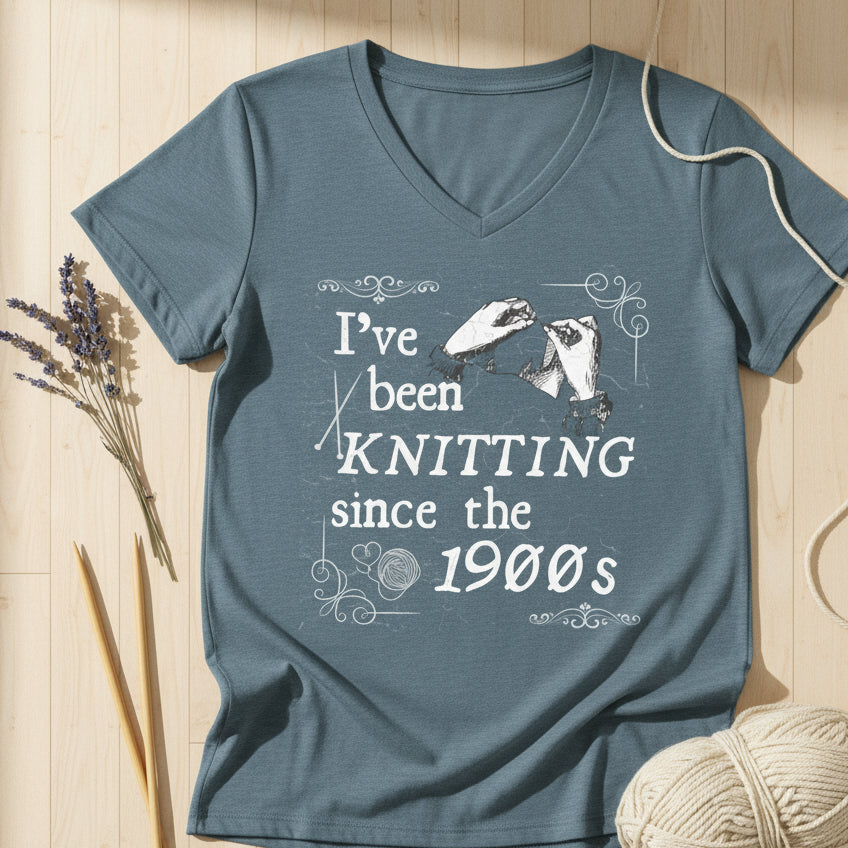 Knitting Since the 1900s V Neck T-Shirt Heather Slate / S