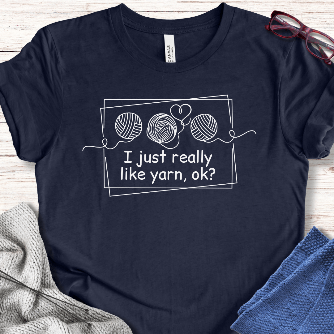 I just really like yarn, ok? T-Shirt Midnight Navy / S