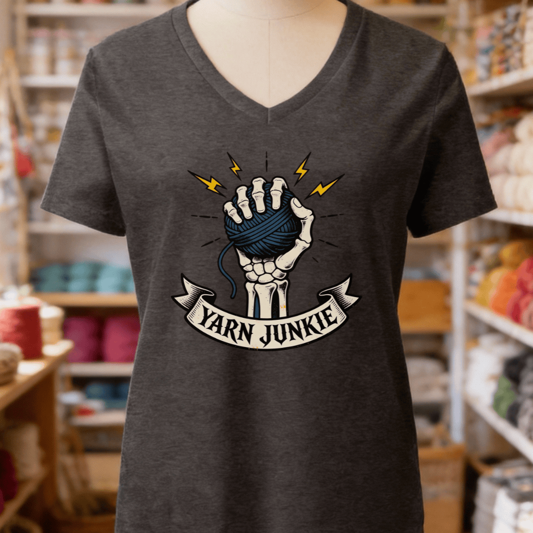 Yarn Junkie V-Neck T-Shirt Dark Grey Heather / S