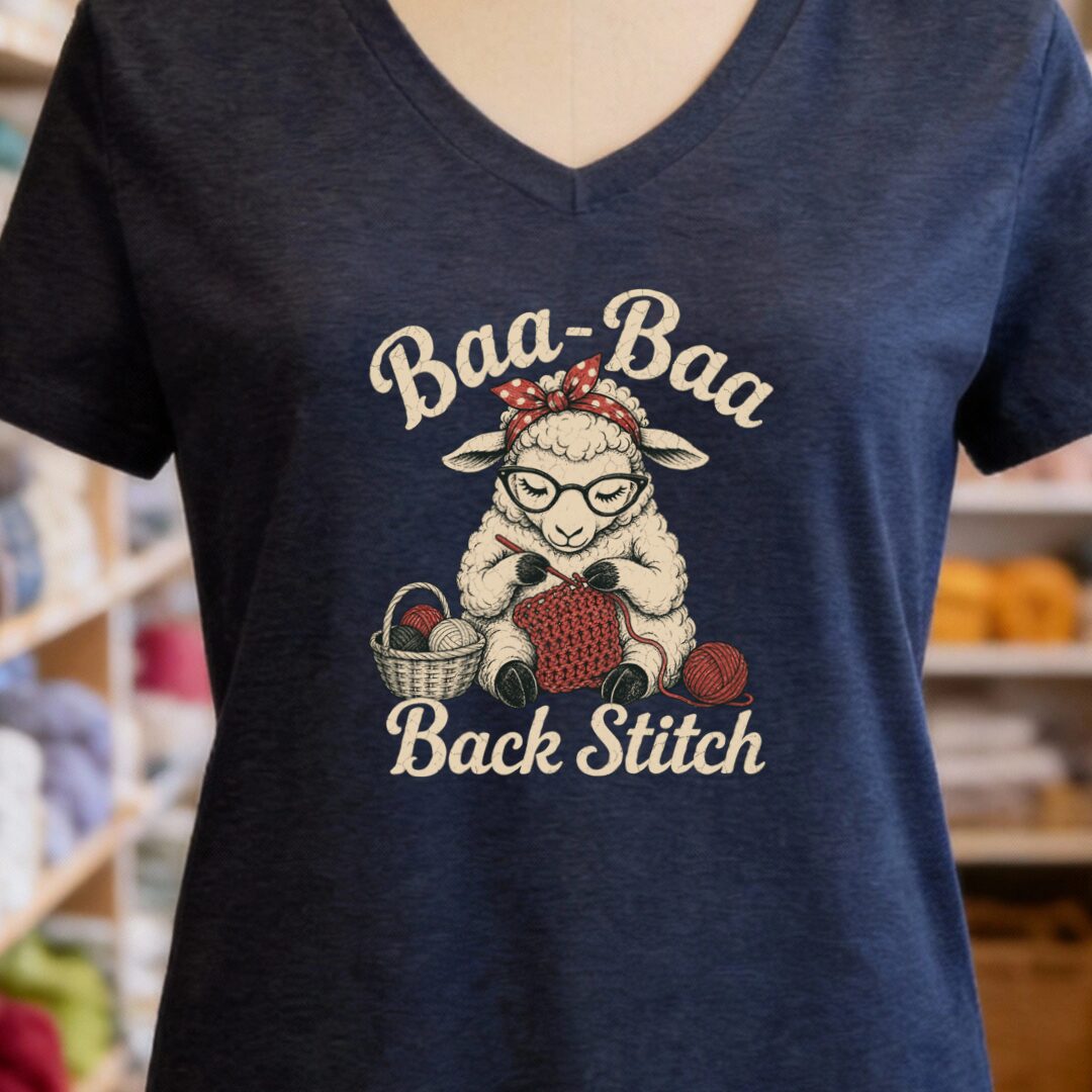 Baa Baa Back Stitch V-Neck T-Shirt Navy t-shirt