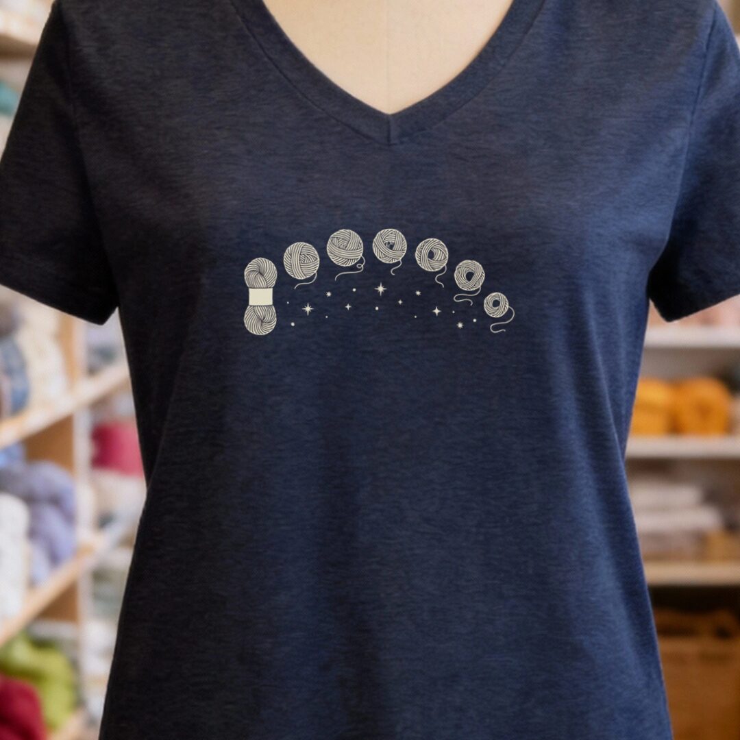Celestial Yarn V-Neck T-Shirt Navy t-shirt