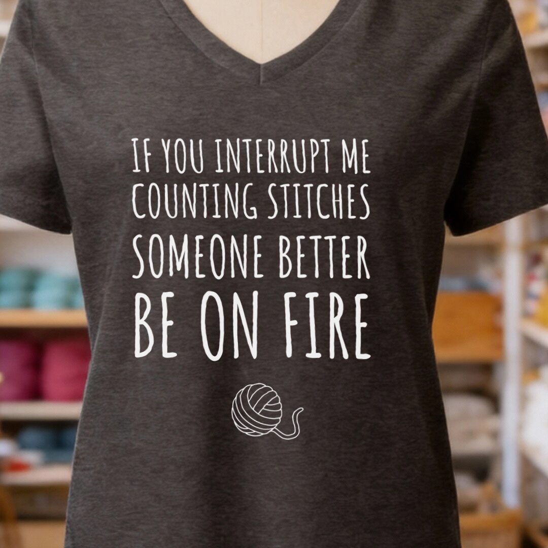 Counting Stitches V-Neck T-Shirt Dark Grey t-shirt