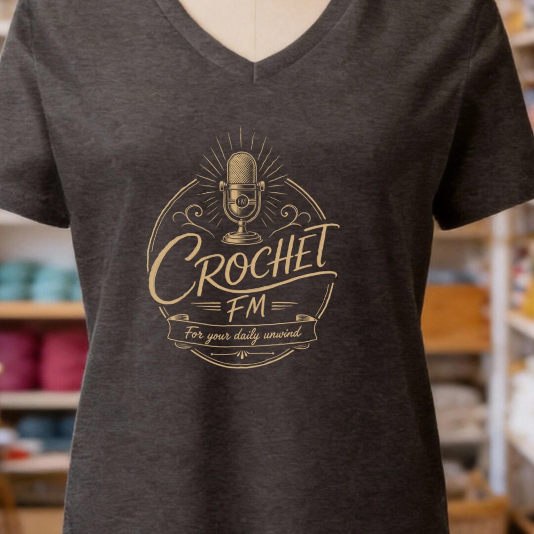 Crochet FM V-Neck T-Shirt Dark Grey t-shirt