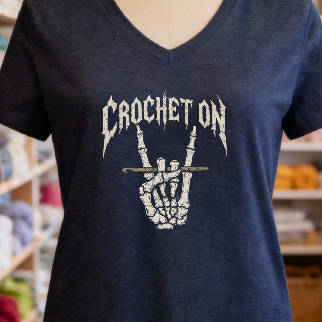 Crochet On V-Neck T-Shirt Navy t-shirt