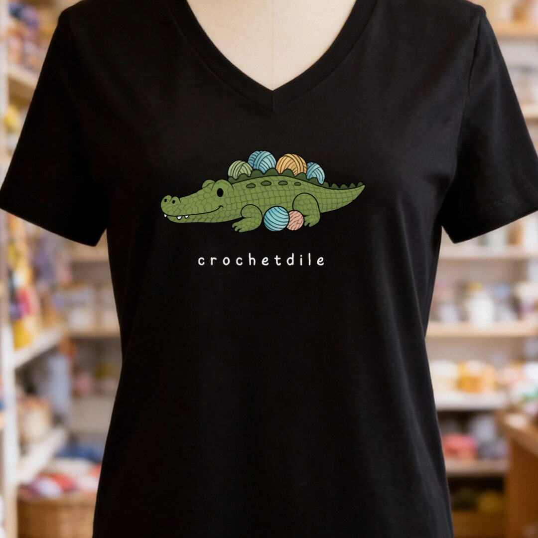 Crochetdile V-Neck T-Shirt Black t-shirt