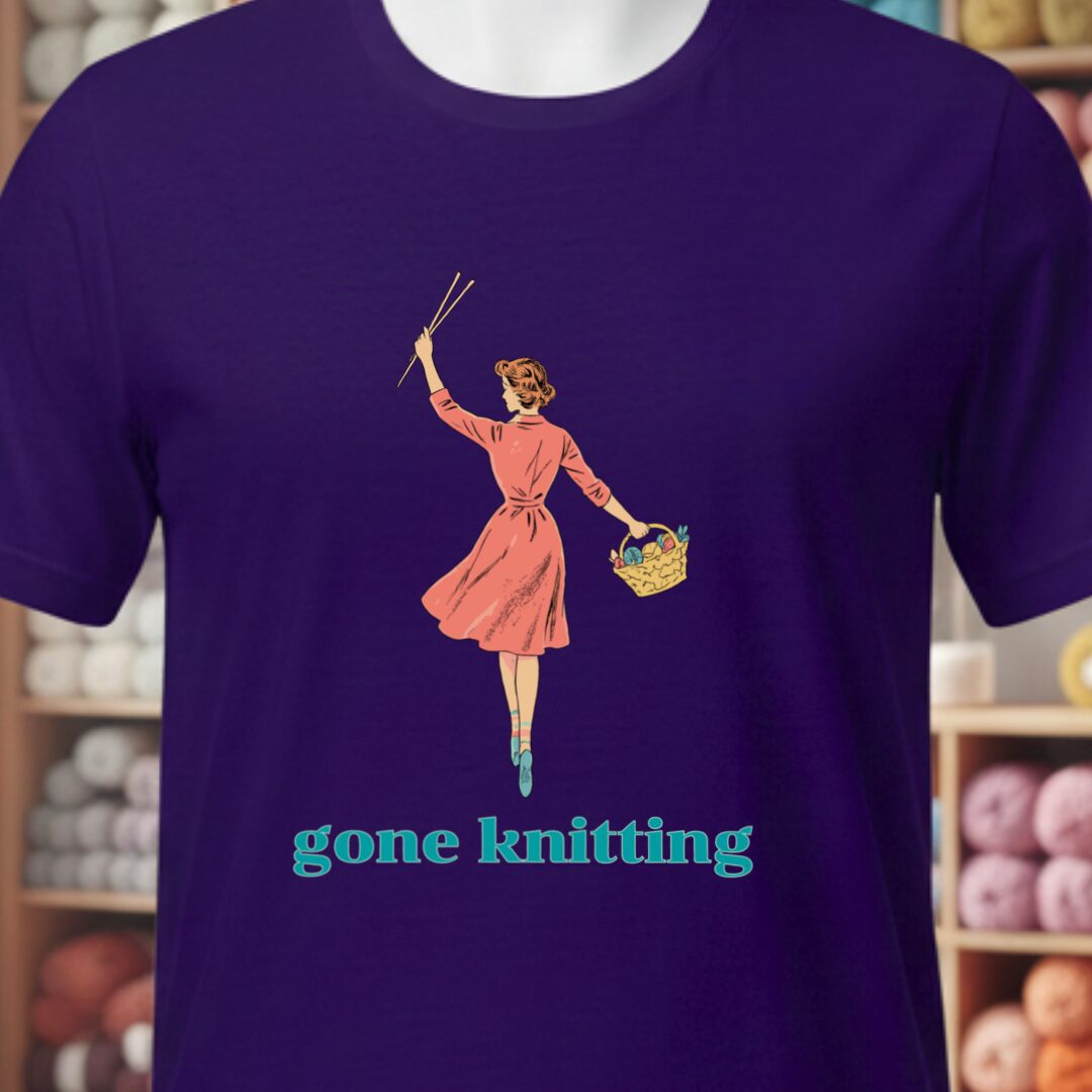 Gone Knitting T-Shirt (vintage) Purple t-shirt