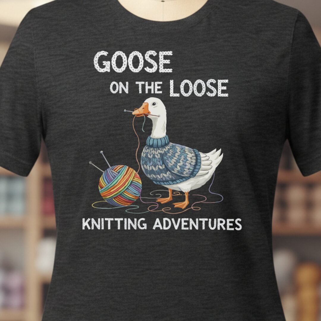 Goose on the Loose T-Shirt Dark Grey t-shirt