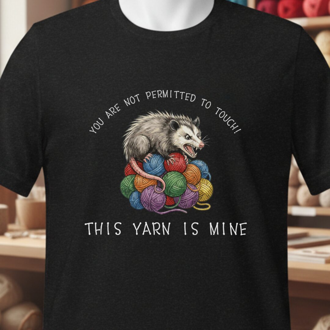 Hissing Yarn Possum T-Shirt Black t-shirt