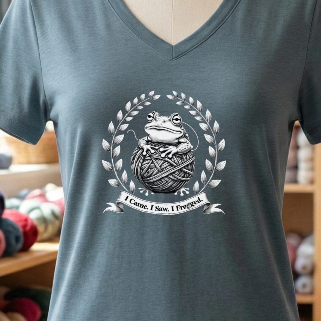 I came, I saw, I Frogged V-Neck T-Shirt Slate t-shirt