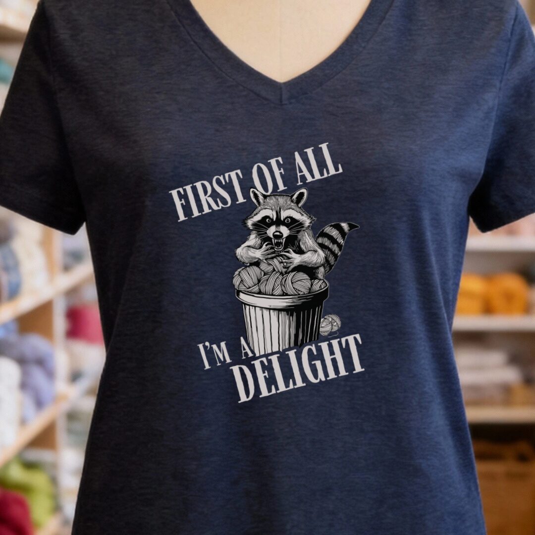 I'm a Delight V-Neck T-Shirt Navy t-shirt