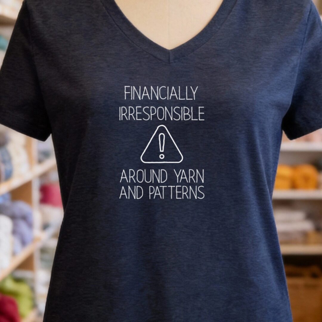 Irresponsible V-Neck T-Shirt Navy t-shirt