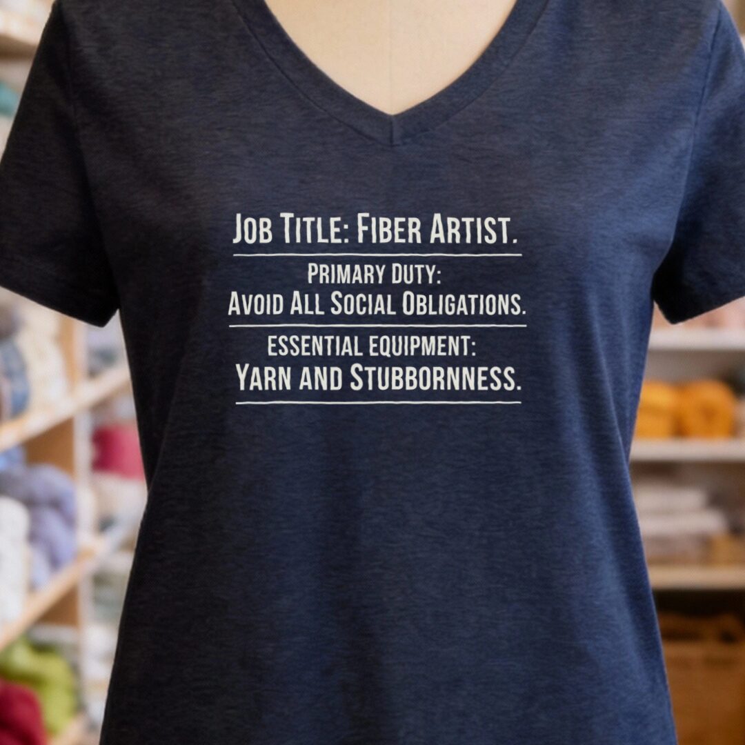 Job Title V-Neck T-Shirt Navy t-shirt