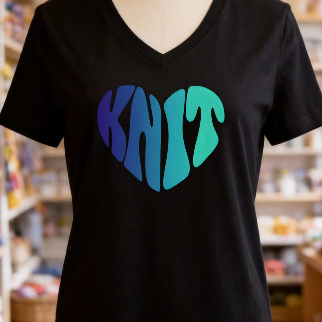 Knit Heart Blues V-Neck T-Shirt Black t-shirt