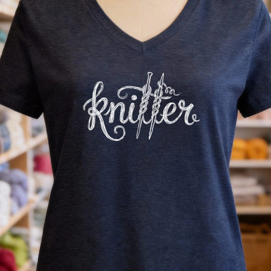 Knitter Text V-Neck T-Shirt Navy t-shirt