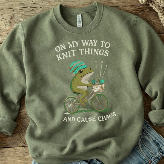 Knitting & Chaos Sweatshirt Military Green t-shirt