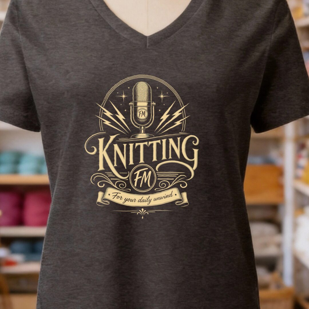 Knitting FM V-Neck T-Shirt Dark Grey t-shirt