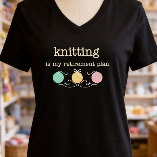 Knitting Retirement Plan V-Neck T-Shirt Black t-shirt
