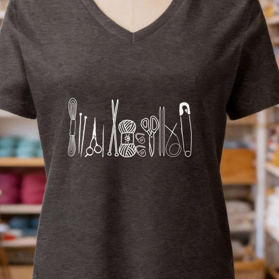 Knitting Tools V-Neck T-Shirt Dark Grey t-shirt