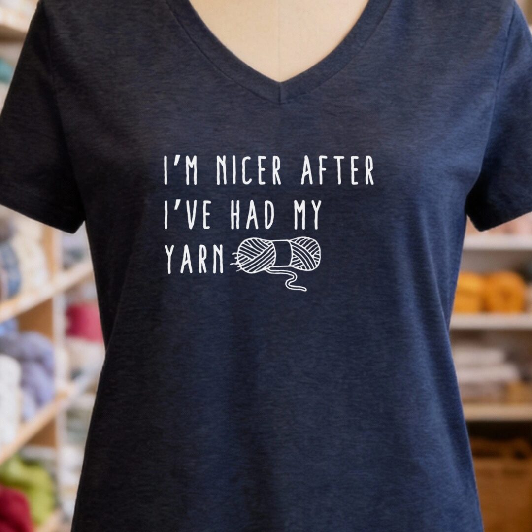 Nicer After Yarn V-Neck T-Shirt Navy t-shirt