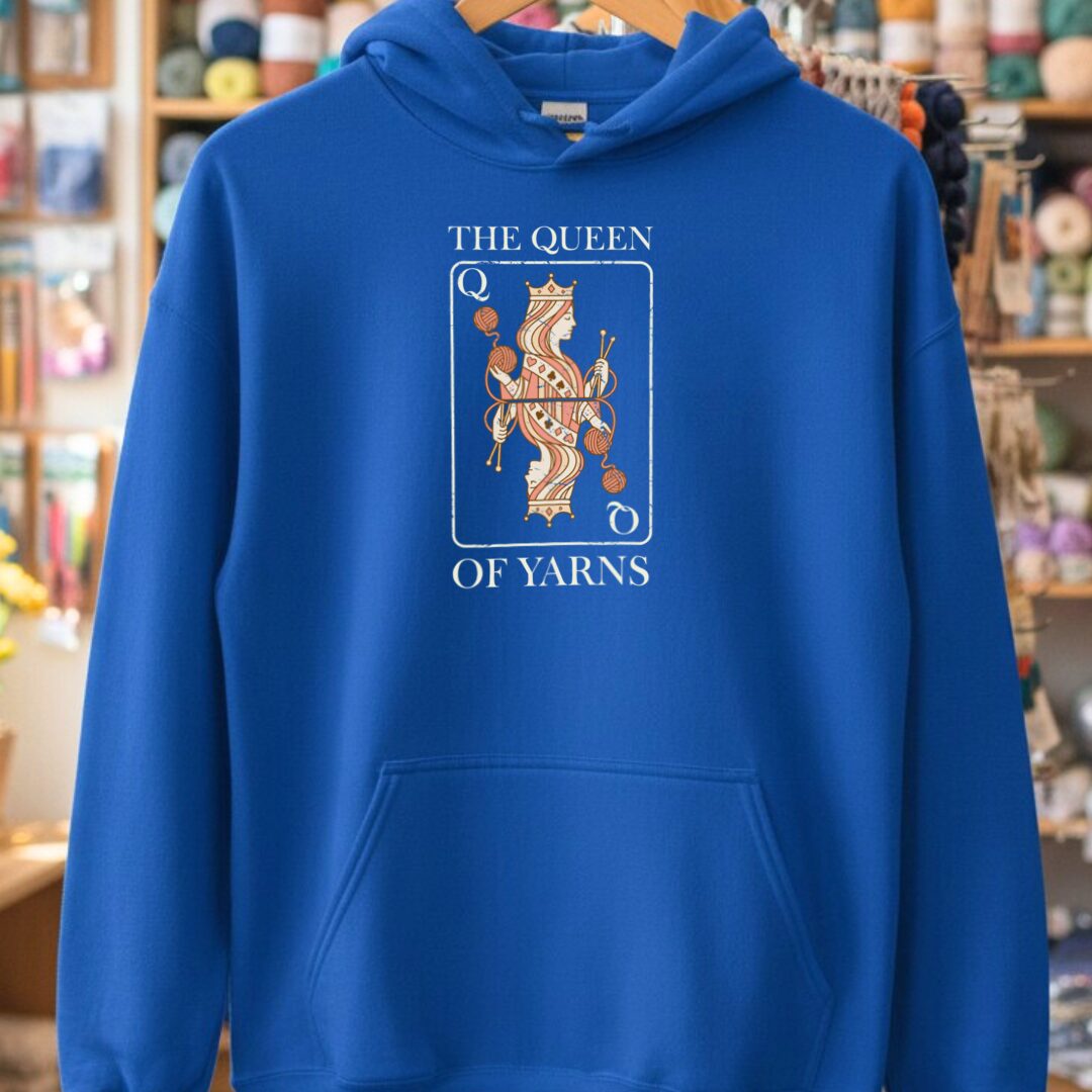Queen Of Yarns Hoodie Royal t-shirt