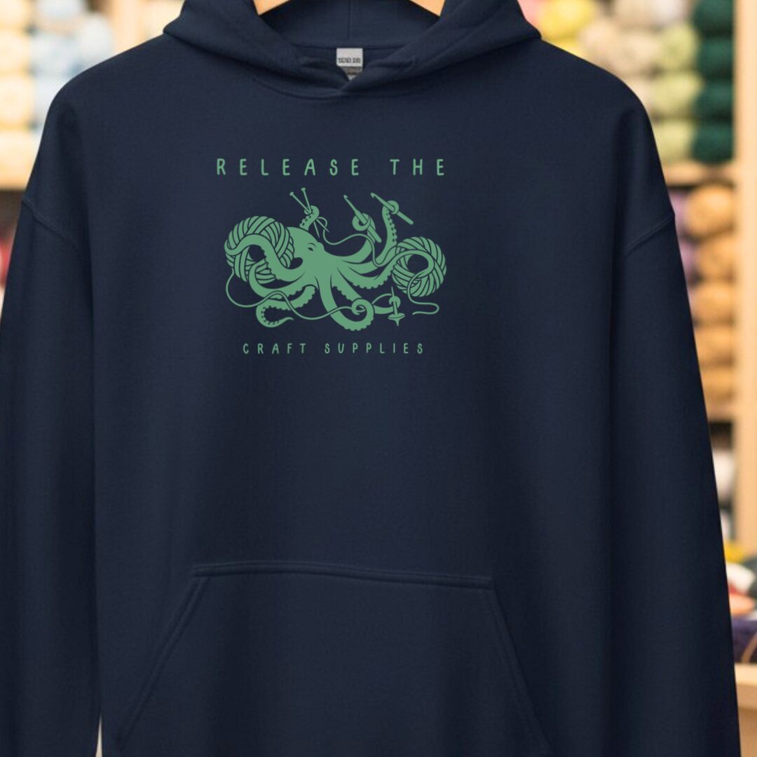 Release Hoodie Navy t-shirt