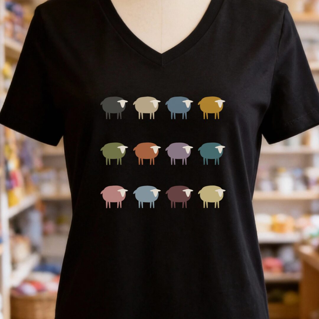 Sheep V-Neck T-Shirt Black t-shirt