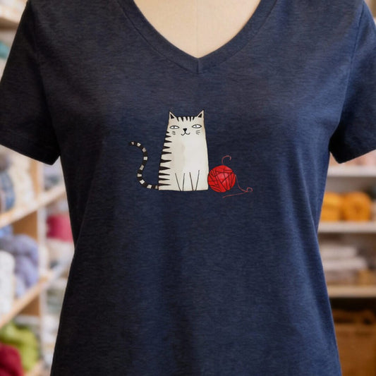 Sketchy Cat V-Neck T-Shirt Navy t-shirt