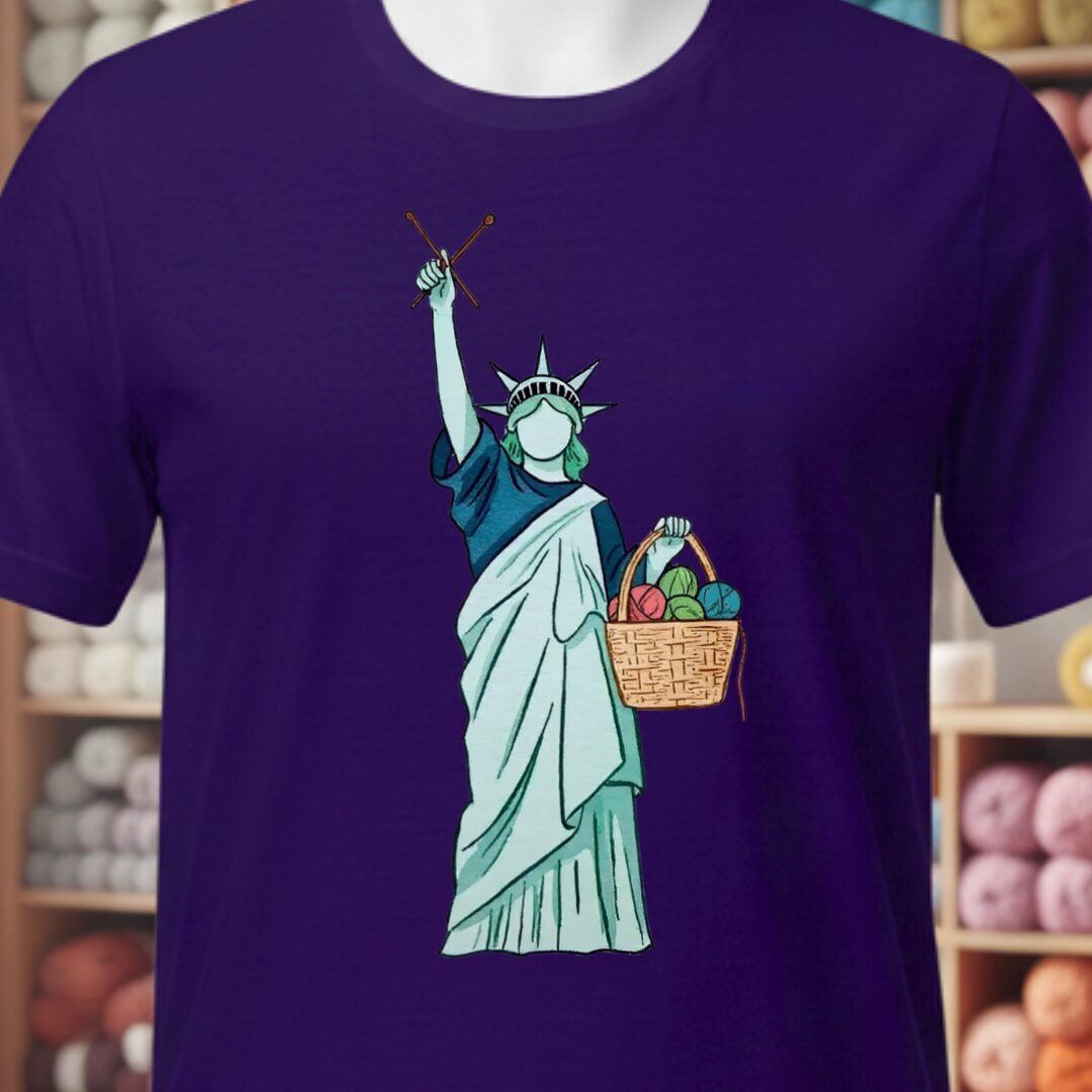 Statue of Liberty T-Shirt Purple t-shirt