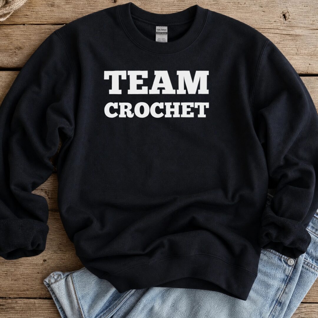 Team Crochet Sweatshirt Black t-shirt