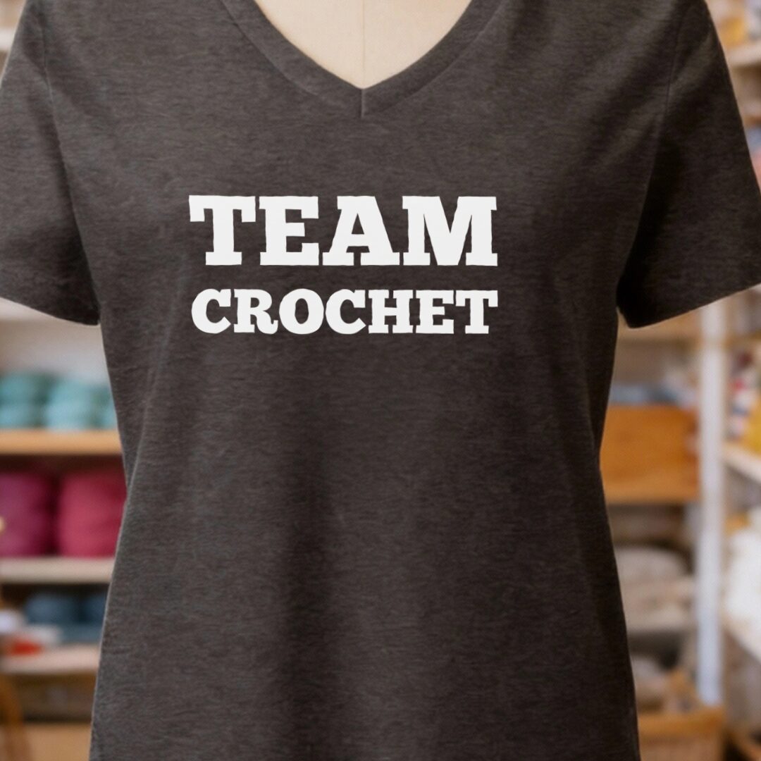 Team Crochet V-Neck T-Shirt Dark Grey t-shirt