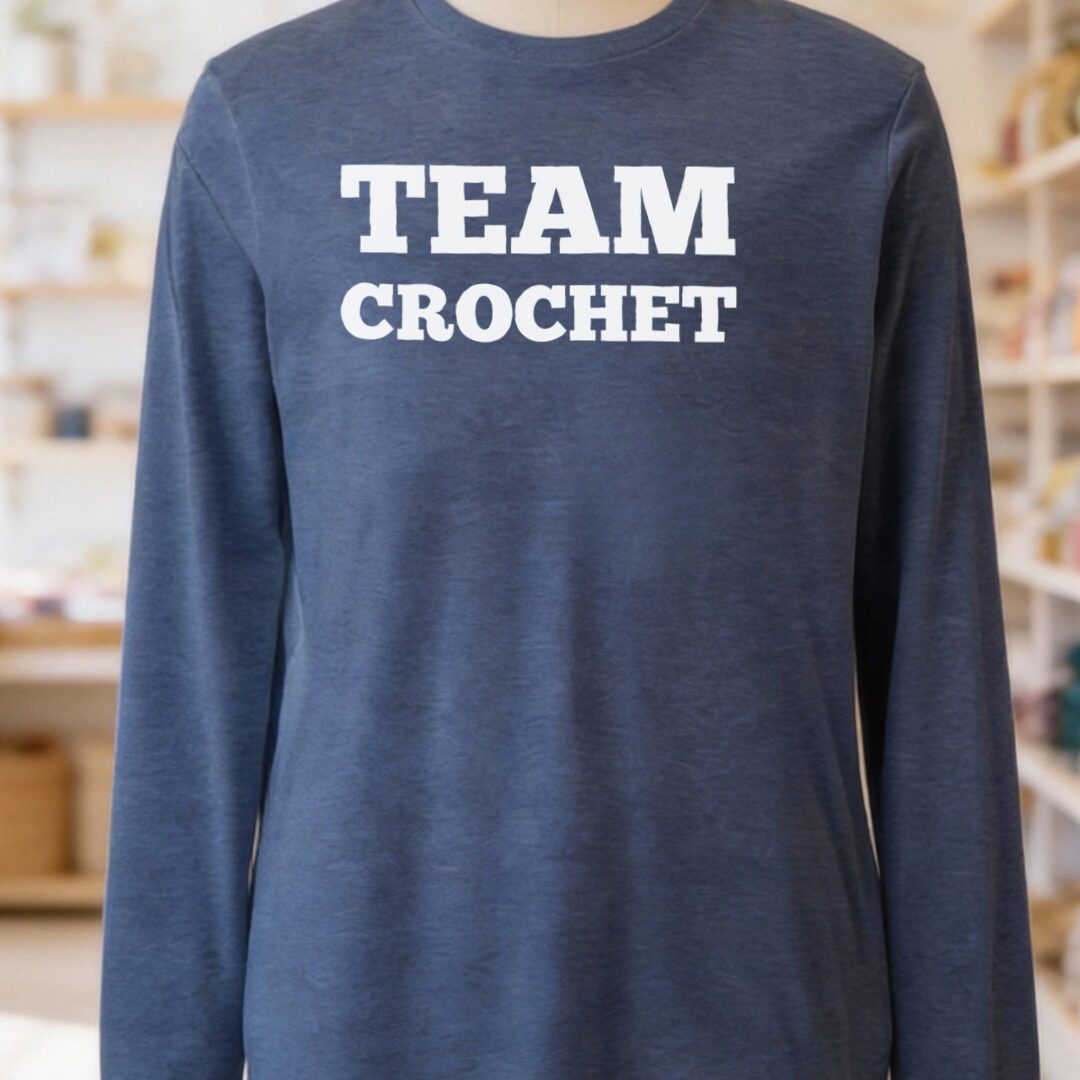 Team Crochet Long Sleeve Tee Navy t-shirt