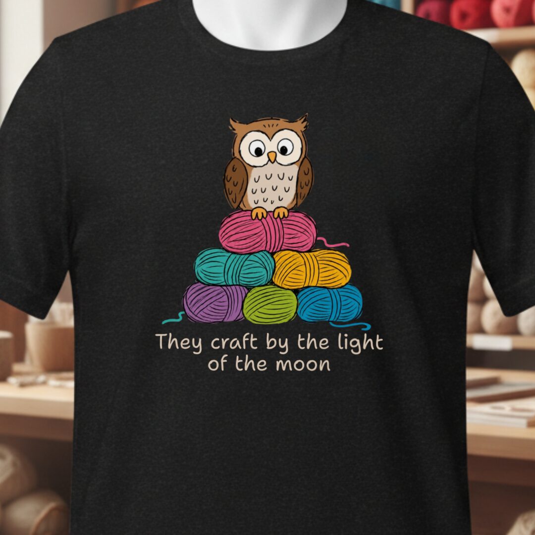 The Owl and the Yarn T-Shirt Black t-shirt