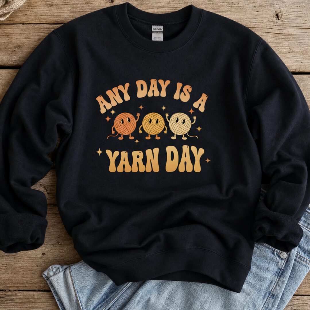 Yarn Day Sweatshirt Black t-shirt