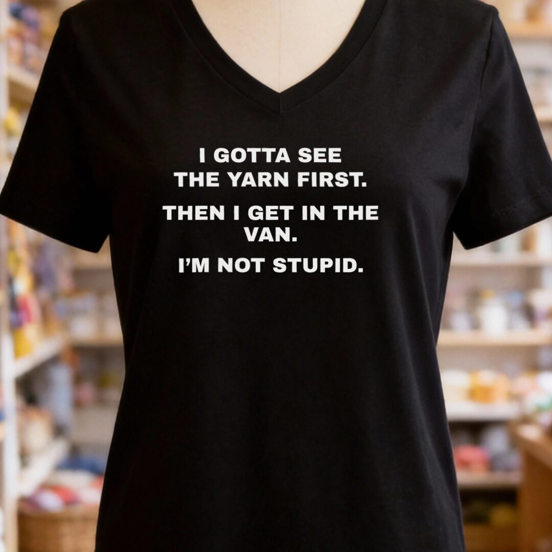 Yarn First V-Neck T-Shirt Black t-shirt