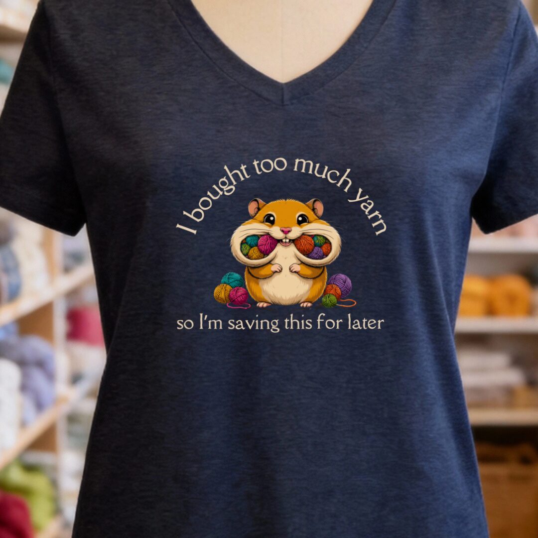 Yarn Hamster V-Neck T-Shirt Navy t-shirt