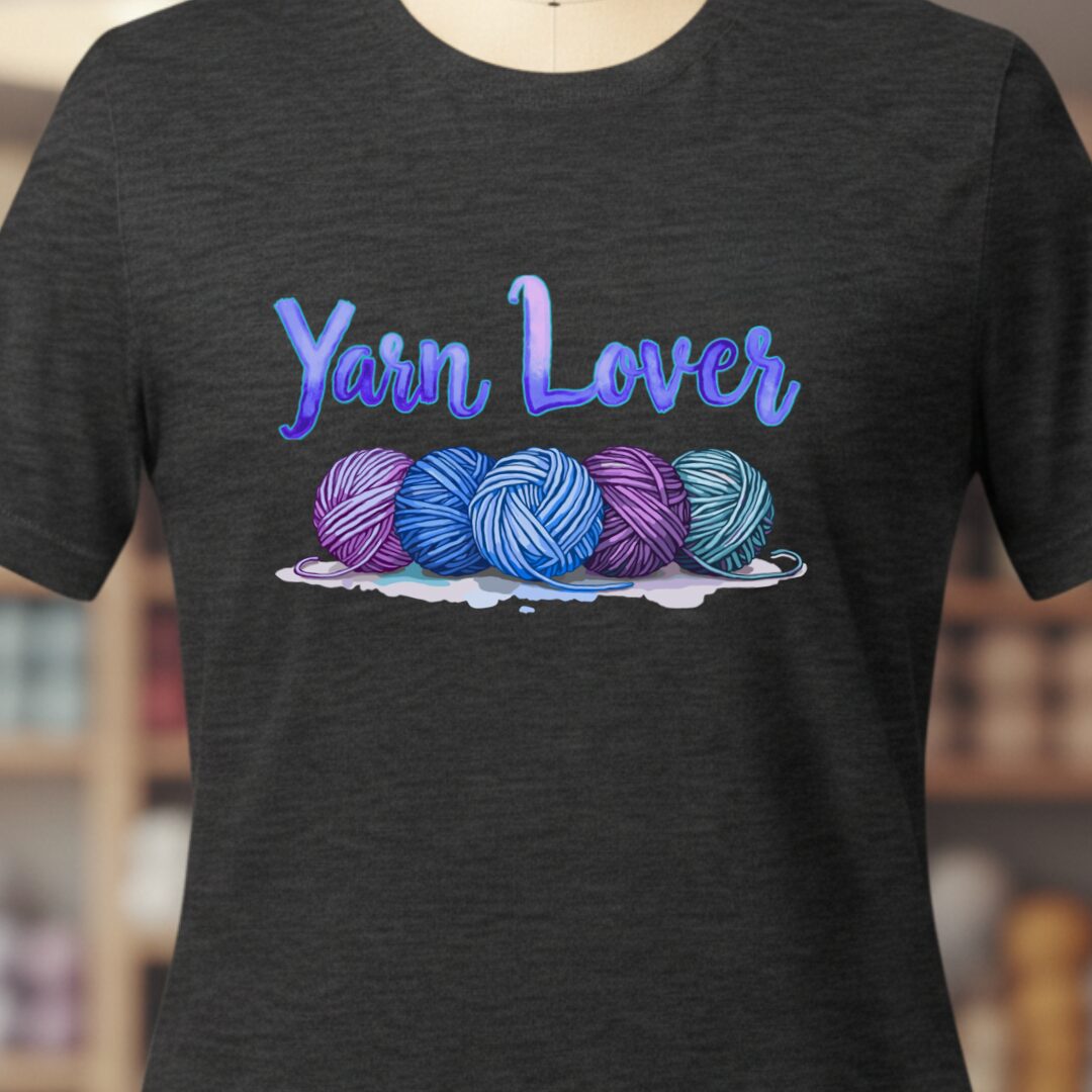 Yarn Lover (blues) T-Shirt Dark Grey t-shirt