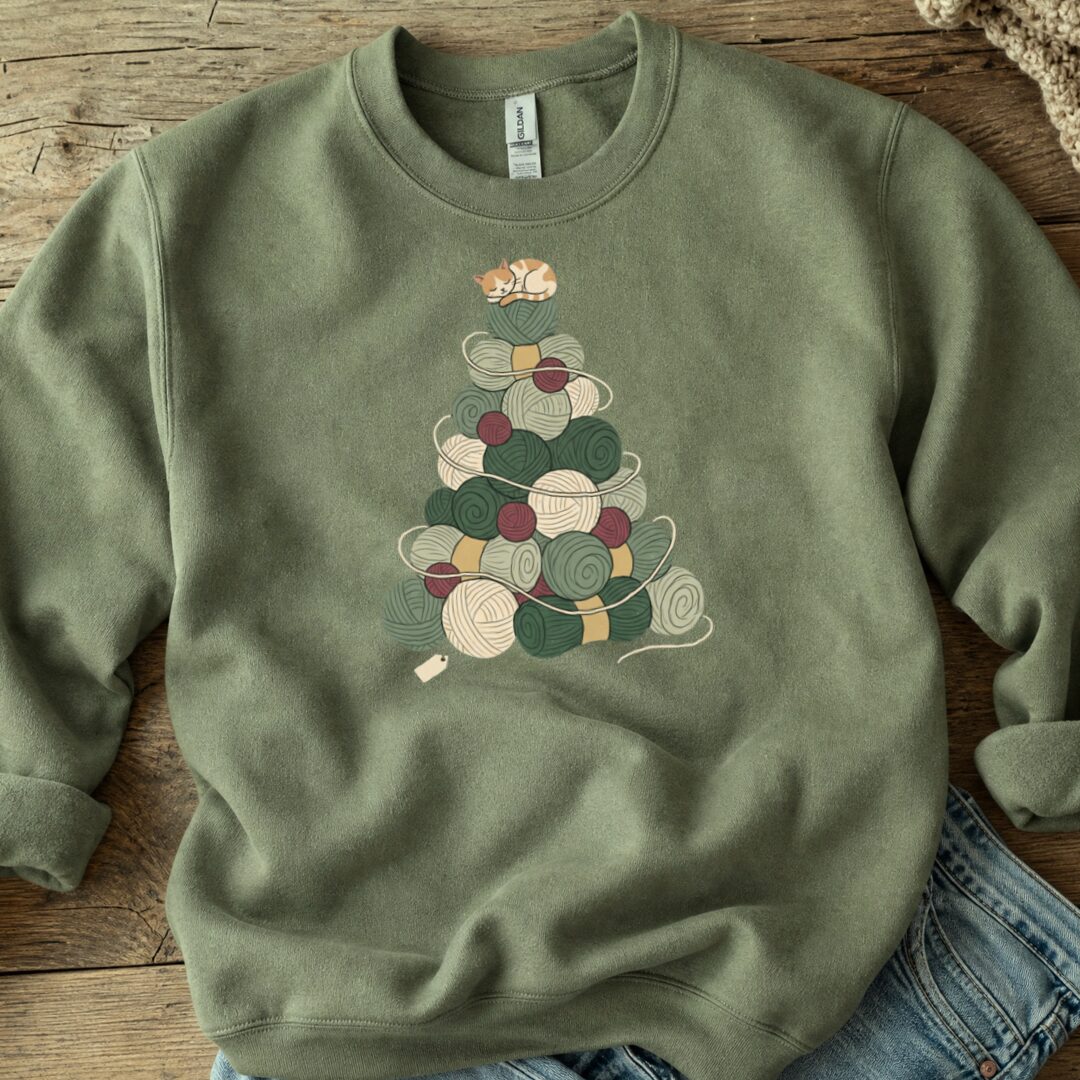 Yarn Tree Sweatshirt Military Green t-shirt