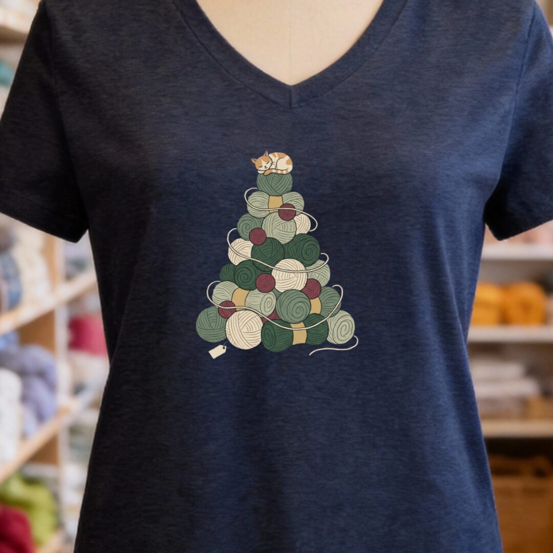 Yarn Tree V-Neck T-Shirt Navy t-shirt