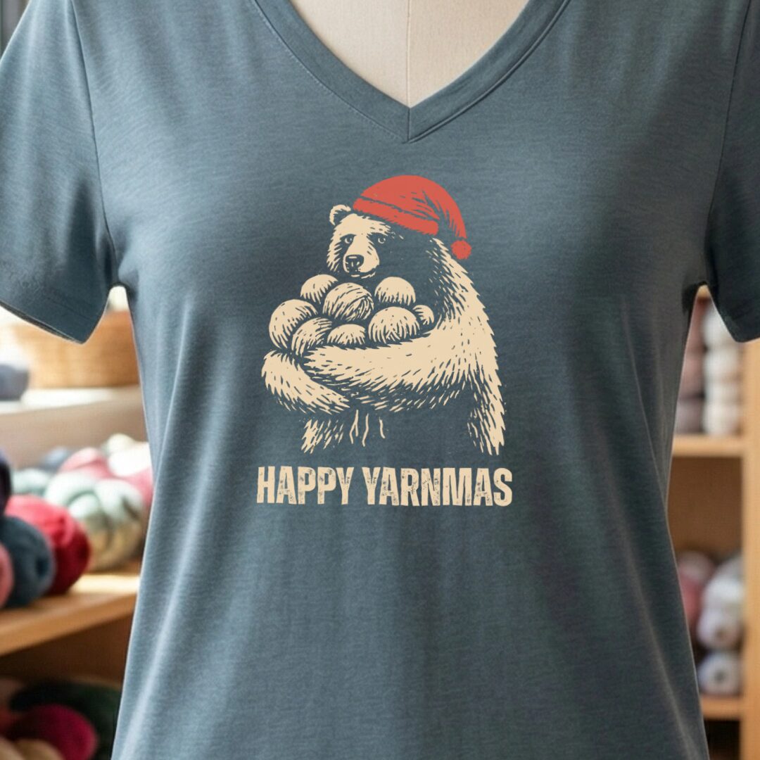 Yarnmas V-Neck T-Shirt Slate t-shirt