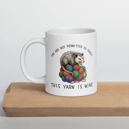 Hissing Yarn Possum Mug 20 oz
