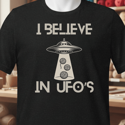 I Believe In UFOs T-Shirt Black / XS